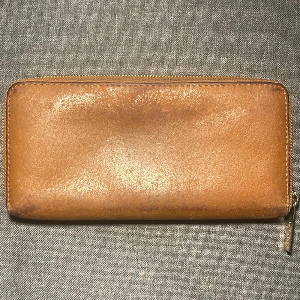 Michael Kors Leather Wallet! - Picture 2 of 4
